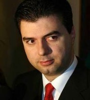 Le ministre des Affaires étrangèresd'Albanie, Lulzim Basha (Image JPEG)
